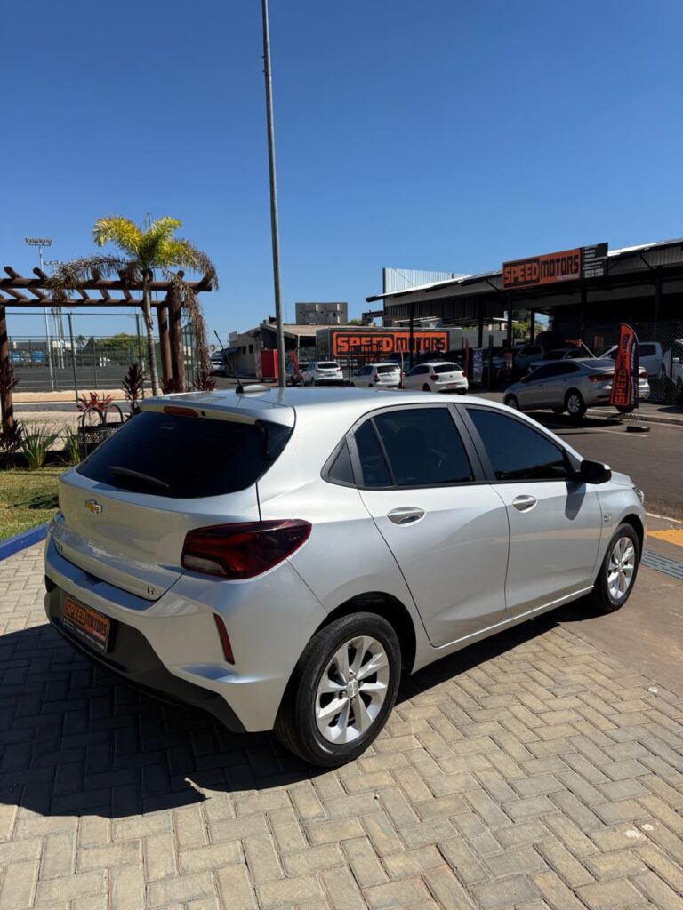 8c03b939-fe37-4ce9-9ede-9403c4d0a546-1